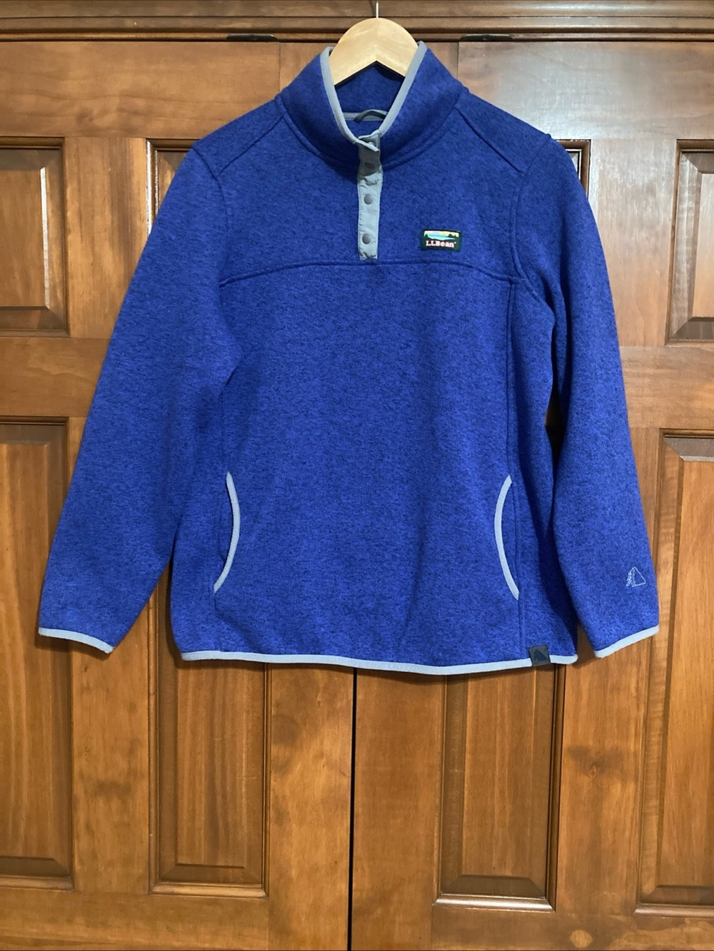 L.L. Bean women’s large Blue 1/4 snap sweater Fleece pullover sweatshirt